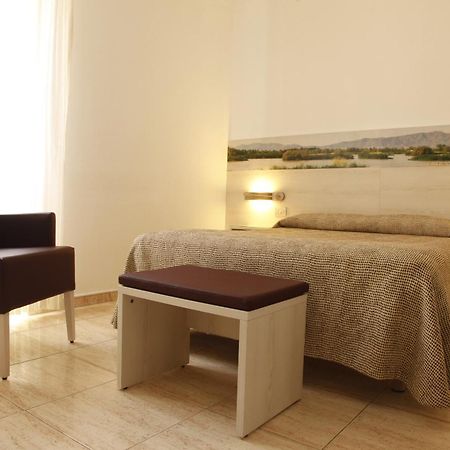 Hotel Canet カステリョ・デンプリエス エクステリア 写真